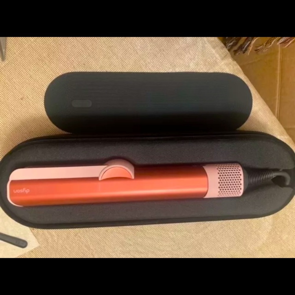 Dyson Airstrait Special Limited Edition in Strawberry Bronze / Blush Pink